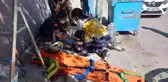 Yaşlı adam zeytin toplamak için çıktığı merdivenden düştü