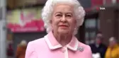 Kraliçesi II. Elizabeth'in Balmumu Heykeli İngiltere Sokaklarında Dolaştırıldı