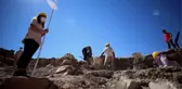 DİYARBAKIR - Kaymakam tarihin gün yüzüne çıkarılması için kazılarda gönüllü çalışıyor