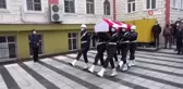 Son Dakika | Sultangazi'de kalp krizi geçiren polis memuru son yolculuğuna uğurlandı
