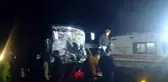 Afyonkarahisar'da otobüs tıra arkadan çarptı: 11 yaralı