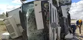 Hurdaya dönen tırdan burnu dahi kanamadan kurtuldu