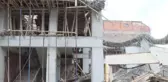 İnşaat kirişlerinin çökmesi sonucu 3 işçi yaralandı