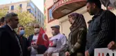 EVLAT NÖBETİNDEKİ AİLELERİ ZİYARET EDEN KAYMAKAM KARAASLAN: BU MÜCADELE BÜYÜK BİR MÜCADELEDİR