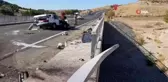 Otomobil köprünün korkuluklarını parçaladı