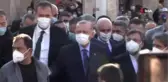 Cumhurbaşkanı Recep Tayyip Erdoğan, Cuma namazını Taksim Camii'nde kıldı