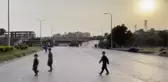 İSLAMABAD - Pakistan'da olası protestolar için güvenlik önlemleri alındı