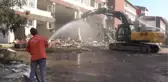 İnegöl Hükümet Konağı'nın yıkımı yapıldı