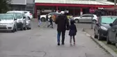 Babasının kızı: Simit satan babanın en büyük destekçisi 8 yaşındaki kızı