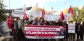 TGB'liler 10 büyükelçinin Kavala açıklamasını ABD Büyükelçiliği önünde protesto etti