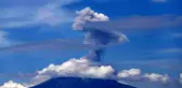 Popocatepetl Yanardağı kül ve duman püskürtmeye devam ediyor