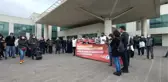 SAĞLIK ÇALIŞANLARINDAN KOVİD-19 MESLEK HASTALIĞI OLSUN TALEBİ