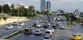 Akşam saatlerinde trafik yoğunluğu yaşanıyor