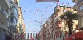 İzmir'de Cumhuriyet coşkusu: 5 bin balon aynı anda gökyüzüne bırakıldı