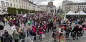 Belçika'da yüzlerce çevreci, Glasgow zirvesi öncesinde iklim değişikliği için yürüdü