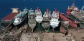 Eski gemi parçalarını süs eşyasına dönüştürüyorlar