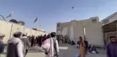 Afganistan ile Pakistan arasındaki Spin Boldak Sınır Kapısı tekrar açıldı