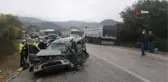 Tır ile hafif ticari araç çarpıştı: 1 ölü, 1 yaralı