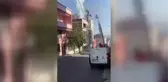 Avcılar'da bir binanın çatısında çıkan ve baz istasyonlarına sıçrayan yangın söndürüldü