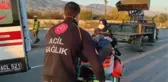 Alaşehir'de traktör ile minibüsün çarpışması sonucu 3 kişi yaralandı