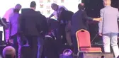 Şarkıcı Ramazan Günay, sahnede geçirdiği kalp krizi sonucu hayatını kaybetti
