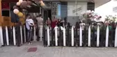 Mahalleliyi şaşırtan doğum günü
