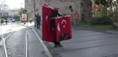 ATATÜRK SEVGİSİ MEYDANI DOLDURDU