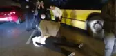 Fatih'te bir kişi üstgeçitten yola düştü