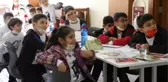 Son dakika haberleri | TİYATRO BÖLÜMÜ HOCALARI OKUDU, İLKOKUL ÖĞRENCİLERİ ÇİZDİ