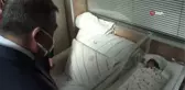 Son dakika haberi... Vali Işık, ambulansta doğum yapan anne ile bebeğini hastanede ziyaret etti
