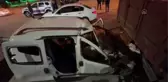 Park halindeki tıra çarpan araç sürücüsü ağır yaralandı
