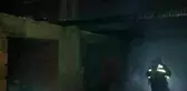 Evin çatısında çıkan yangın paniğe neden oldu