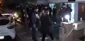 Cinnet getirip evini yakan şahıs, silahla intihar etti