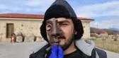 ANTİK KENTTEKİ KAZIDA, ROMA ASKERLERİNİN KULLANDIĞI DEMİR MASKE BULUNDU