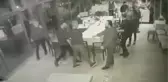 Son dakika haberi: (Ek Bilgilerle)Cengiz Kurtoğlu'ndan iş insanına bıçaklı saldırı iddiası kamerada