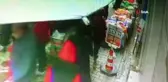 Edremit'te tezgahtan bulgur ve pardösüden cep telefonu hırsızlıkları saniye saniye kamerada