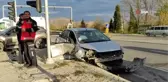 Sakarya'da otomobil ile cip çarpıştı: 2 yaralı