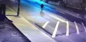 Son dakika haber! ESENYUT'TA YİNE AYNI CADDE YİNE KAZA; OTOMOBİLİN YAYAYA ÇARPTIĞI ANLAR KAMERADA