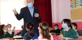 Engellerini unutup, öğrencilerini hayata hazırlıyorlar... Onlar eğitimin engelsiz öğretmenleri