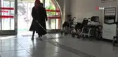 Görme engelli Tansu Çiller'in azmi takdir topluyor