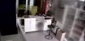 Tanınmamak için battaniyelere sarılarak hırsızlık yapan 2 kişi tutuklandı