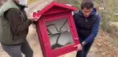Elleriyle besleyip, ceplerinde taşıyorladı; sincap Alvin doğal ortamına kavuştu