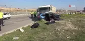 Kamyonun çarptığı otomobil hurdaya döndü: 2 ölü