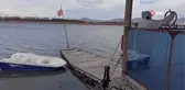 Çevre felaketinin yaşandığı gölde sevindiren manzara