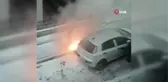 Elektrik kabloları patladı, vatandaşlar zarar gören aracı böyle çekmeye çalıştı