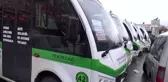 Onlarca minibüsü belediyenin kapısına terk ettiler