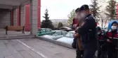 Yaşlı çiftin altınlarını dolandıran şüpheli tutuklandı