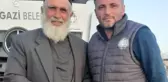 Belediye personeli içerisinde bir miktar para bulunan çantayı sahibine teslim etti