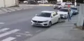 Kızıyla her gün geçtiği yolda kayan aracın altında kaldı: 1 yaralı