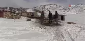 Şırnak'ta 4 yıldır yaylada tek başına yaşıyor